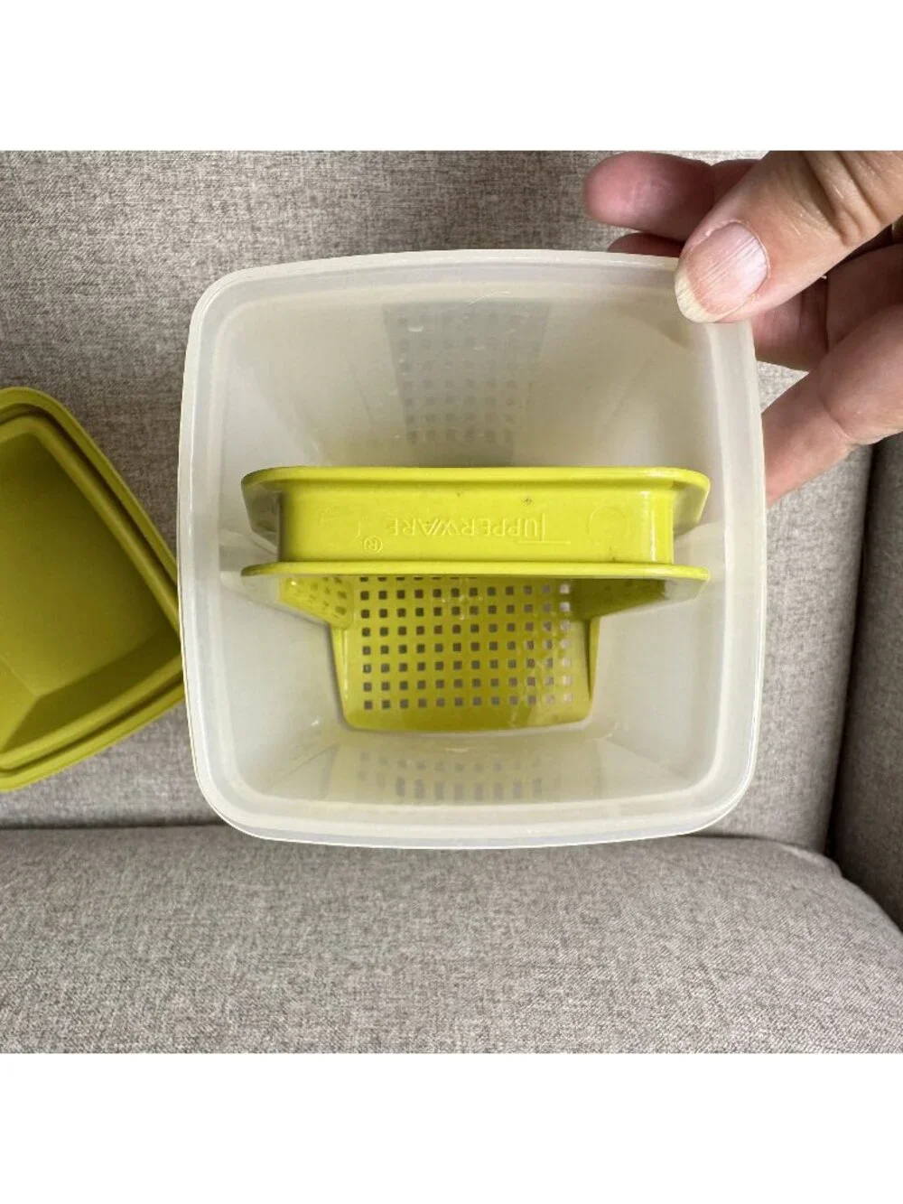 Vintage Tupperware Pick-A-Deli Pickle Keeper Classic Avocado Green Lid & Lift